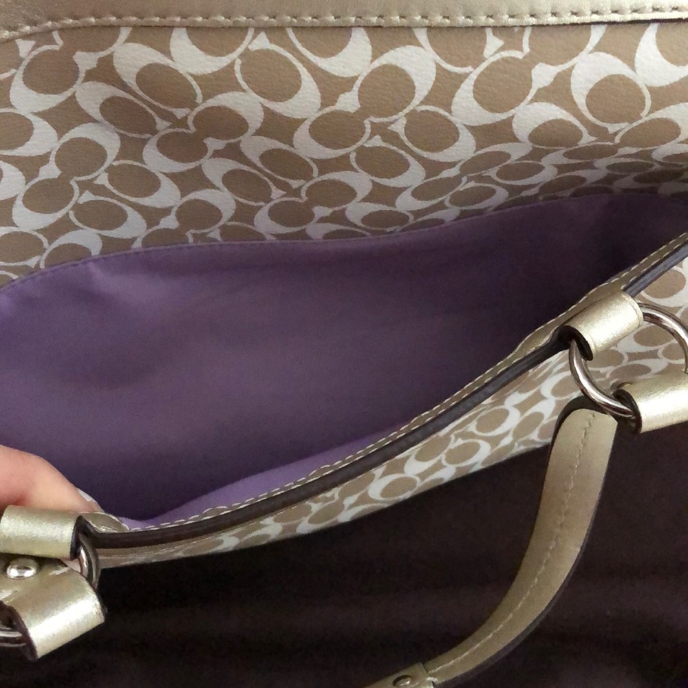COACH satchel - Picture 7 of 8